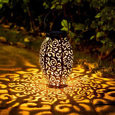 Amazon.ca: Outdoor Solar Garden Lights.